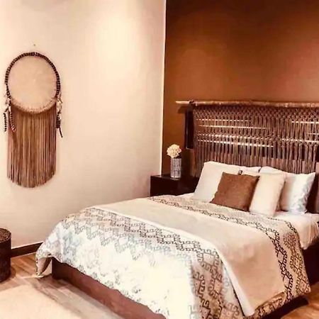 툴룸 Casa Lou, Large House And Pool, Beach Club Access 빌라 외부 사진