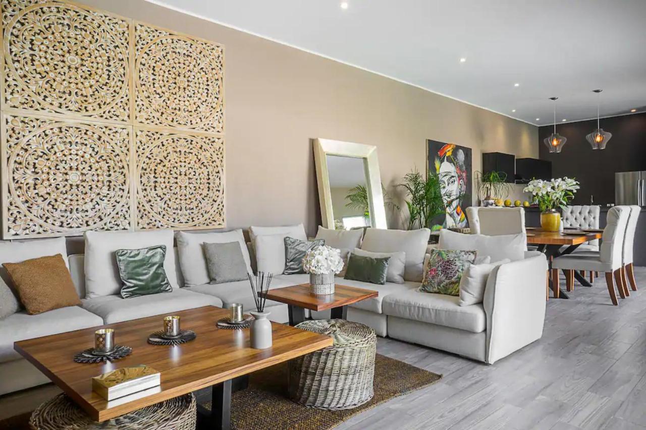 툴룸 Casa Lou, Large House And Pool, Beach Club Access 빌라 외부 사진