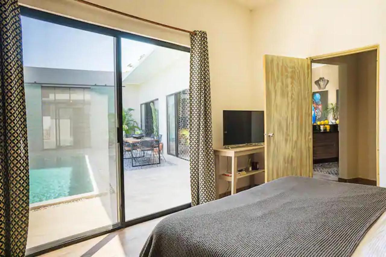 툴룸 Casa Lou, Large House And Pool, Beach Club Access 빌라 외부 사진