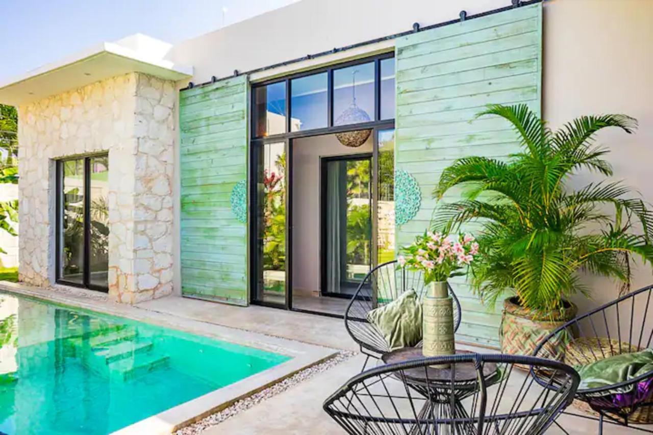 툴룸 Casa Lou, Large House And Pool, Beach Club Access 빌라 외부 사진
